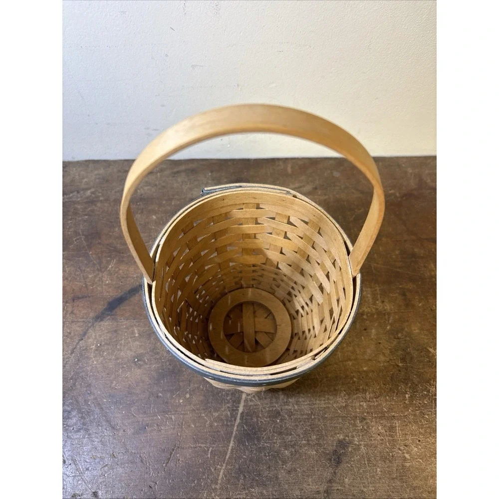Longaberger Collectors Club Renewal Basket – 2004 (Navy & Green)